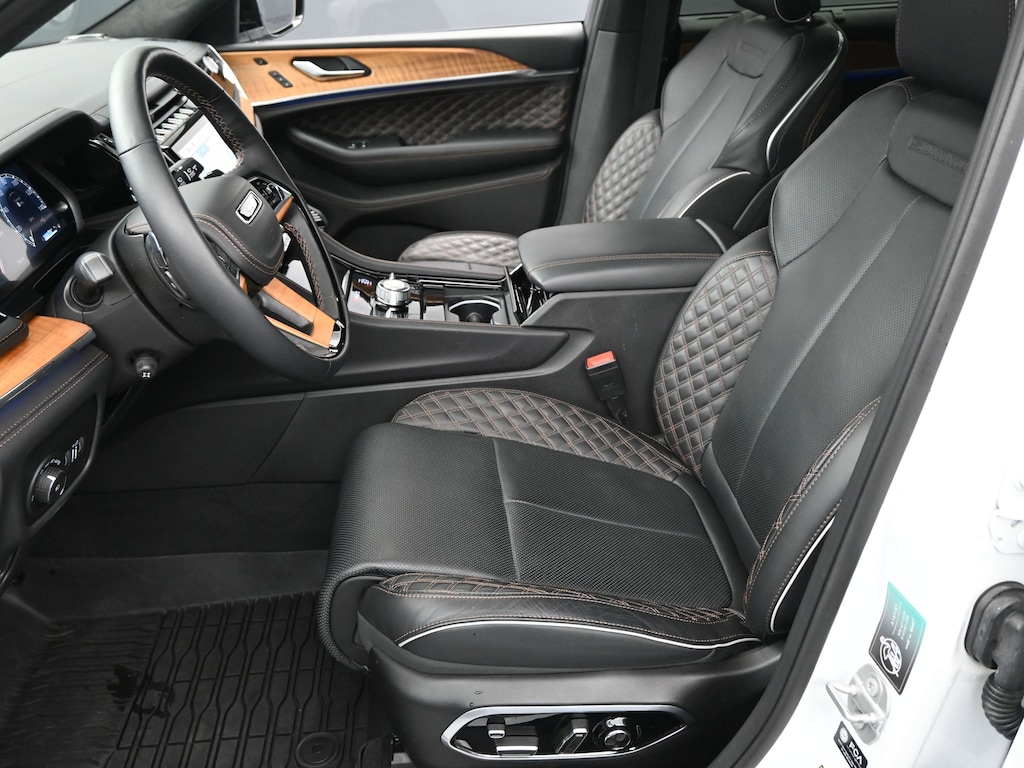 Used 2025 Jeep Grand Cherokee Summit SUV