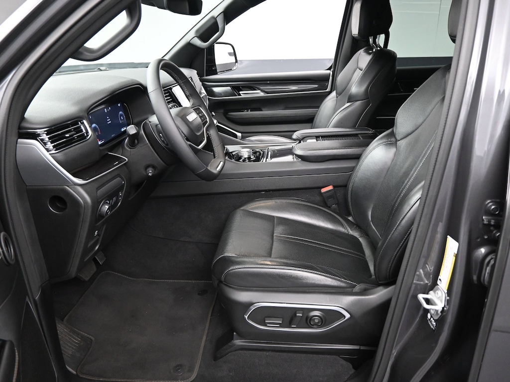 Used 2024 Jeep Wagoneer Base SUV