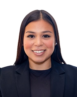 Staff member Natalia Ortiz from ID_3b4ed3804877