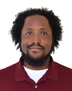 Staff member Robert Davies from ID_ac29cabb3d23