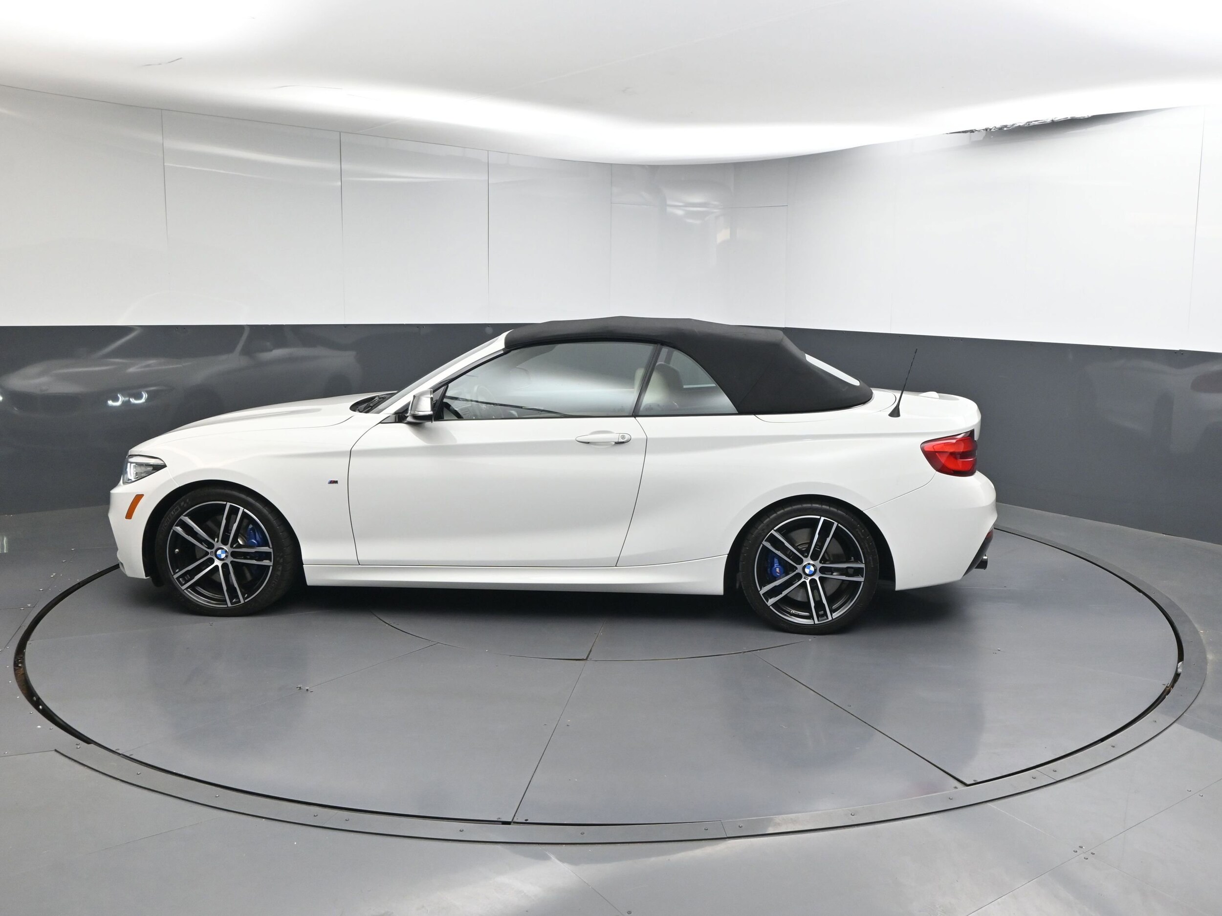 2019 Bmw M240i Convertible photo 2