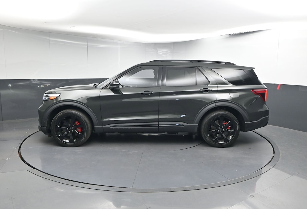 Used 2022 Ford Explorer ST SUV