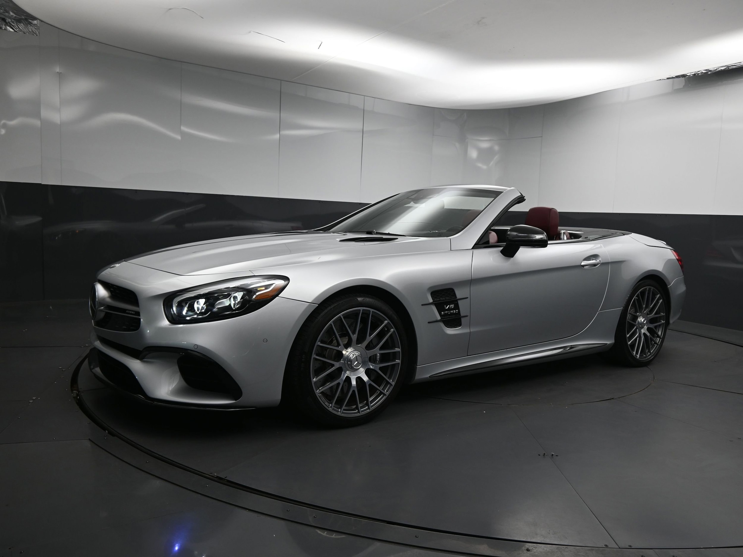 2019 Mercedes-Benz SL Roadster AMG SL63's photo