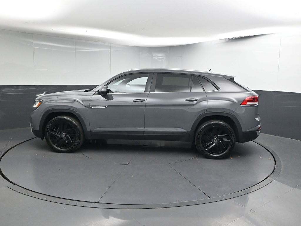 Used 2023 Volkswagen Atlas Cross Sport 2.0T SE w/Technology SUV