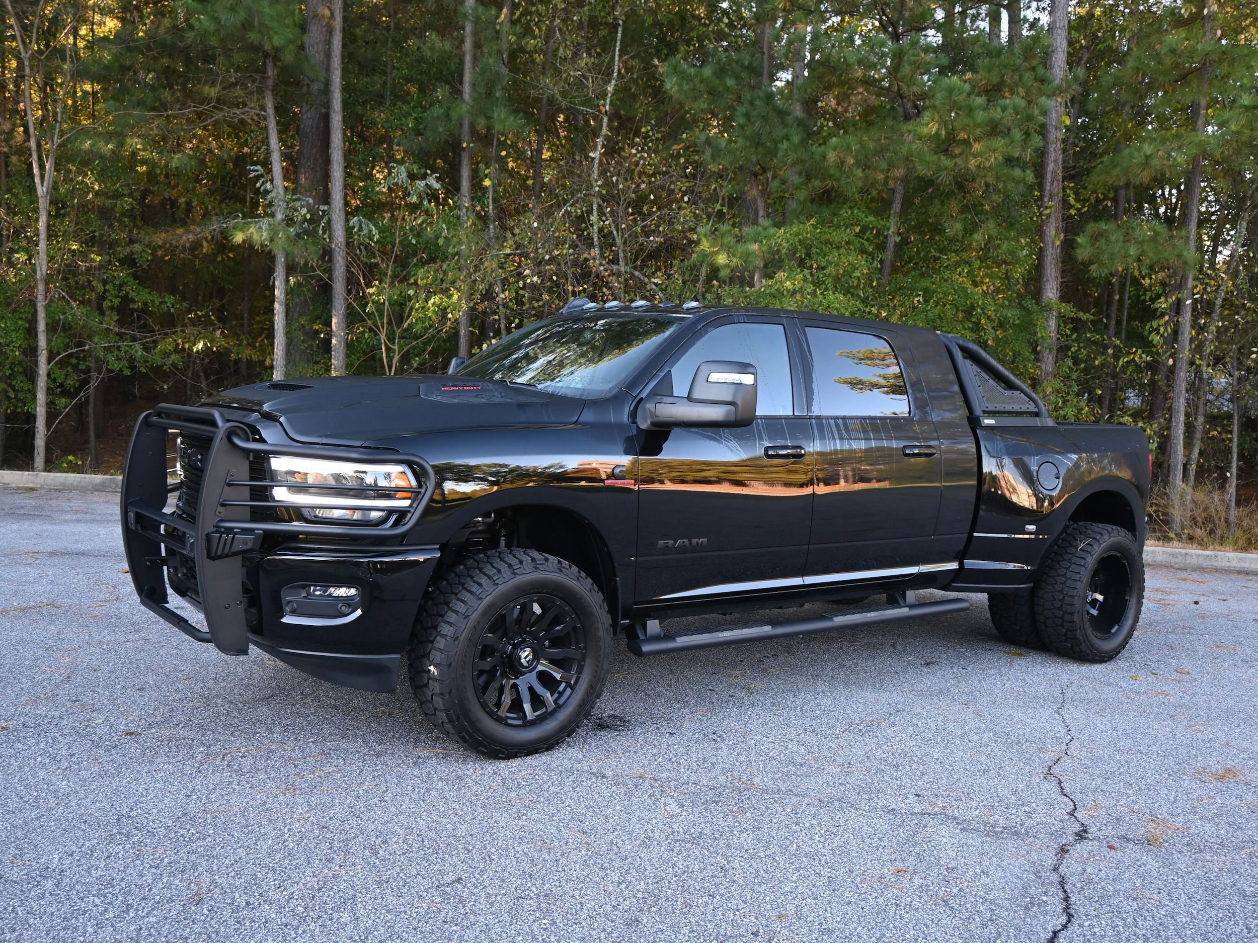 2024 RAM Ram 3500 Pickup Laramie's photo