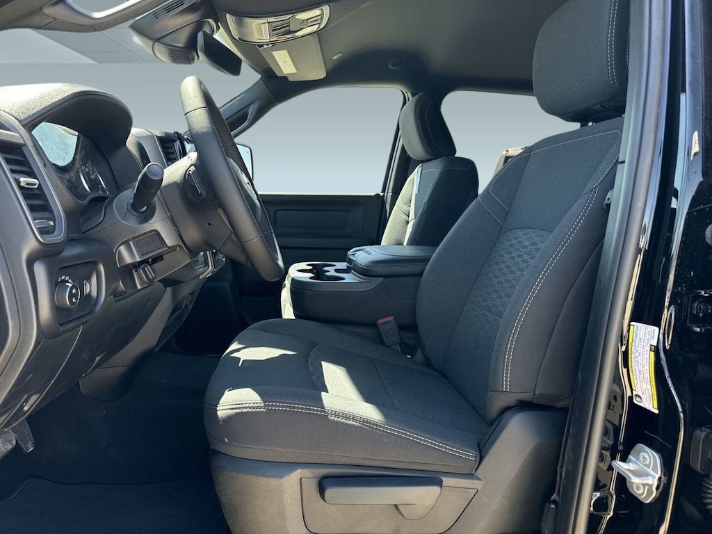 New 2025 Ram 2500 TRADESMAN CREW CAB 4X4 6'4 BOX Pickup