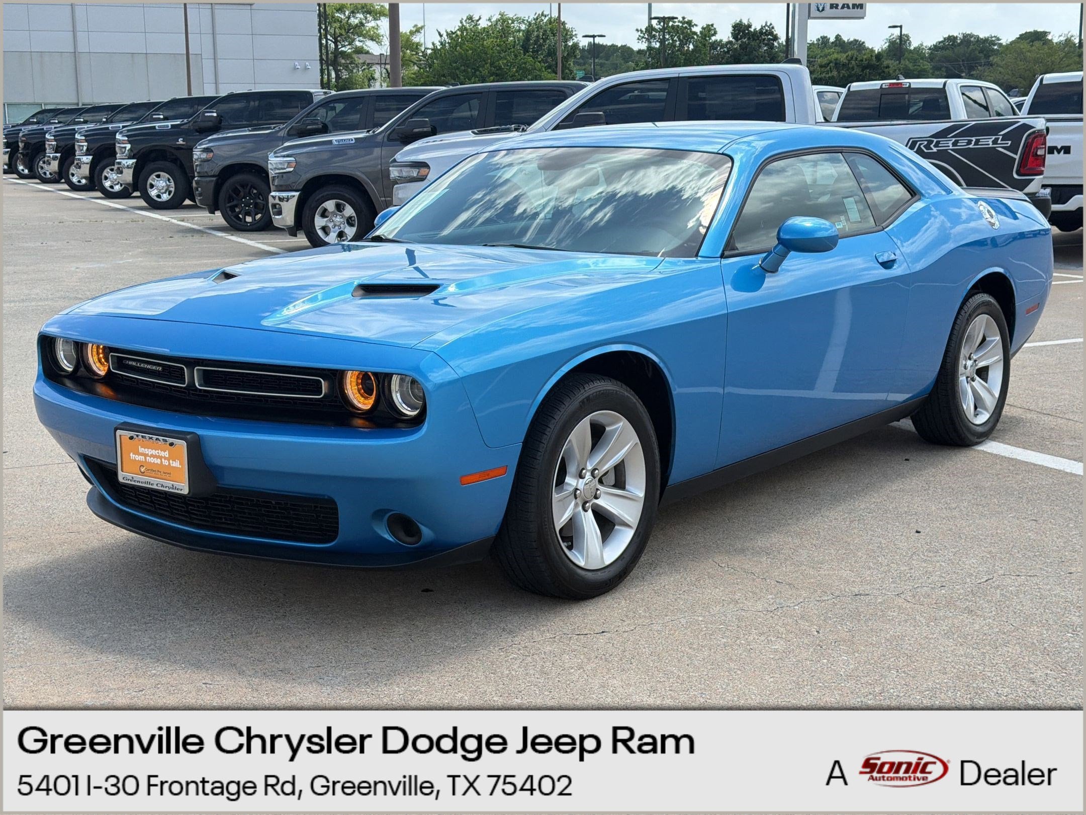 2023 Dodge Challenger SXT Auto's photo
