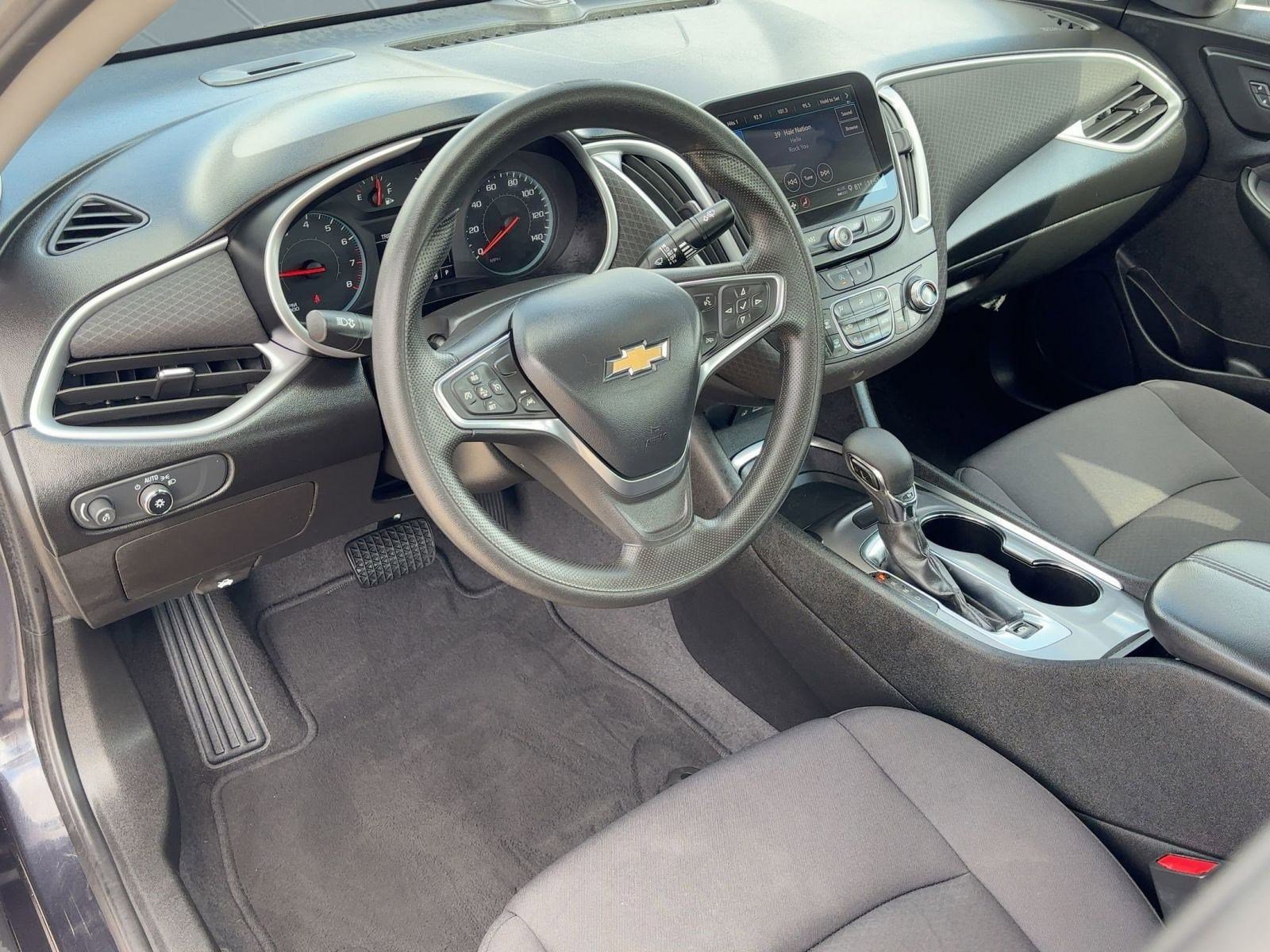 2023 Chevrolet Malibu 1LT photo 4