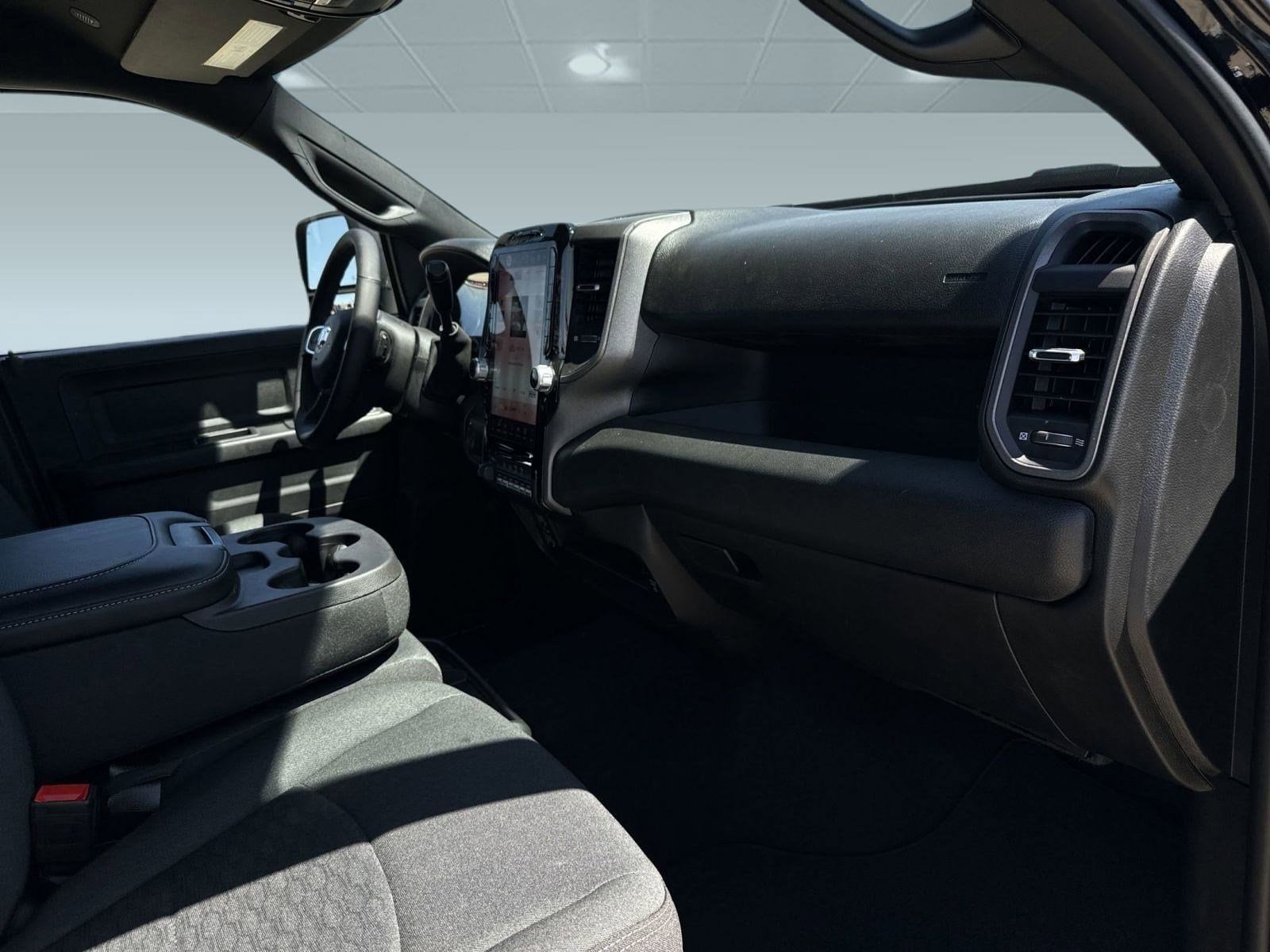 2025 RAM 2500 Tradesman - Photo 26