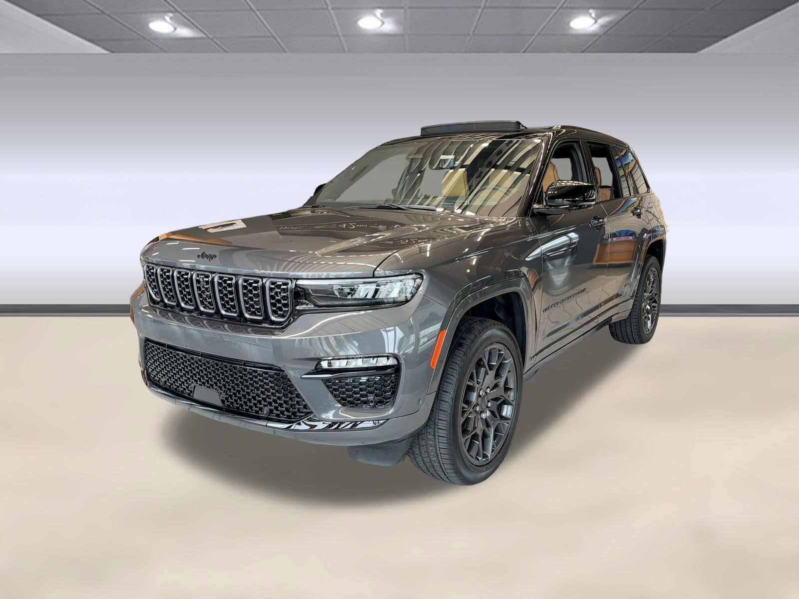 2025 Jeep Grand Cherokee Summit Reserve's photo