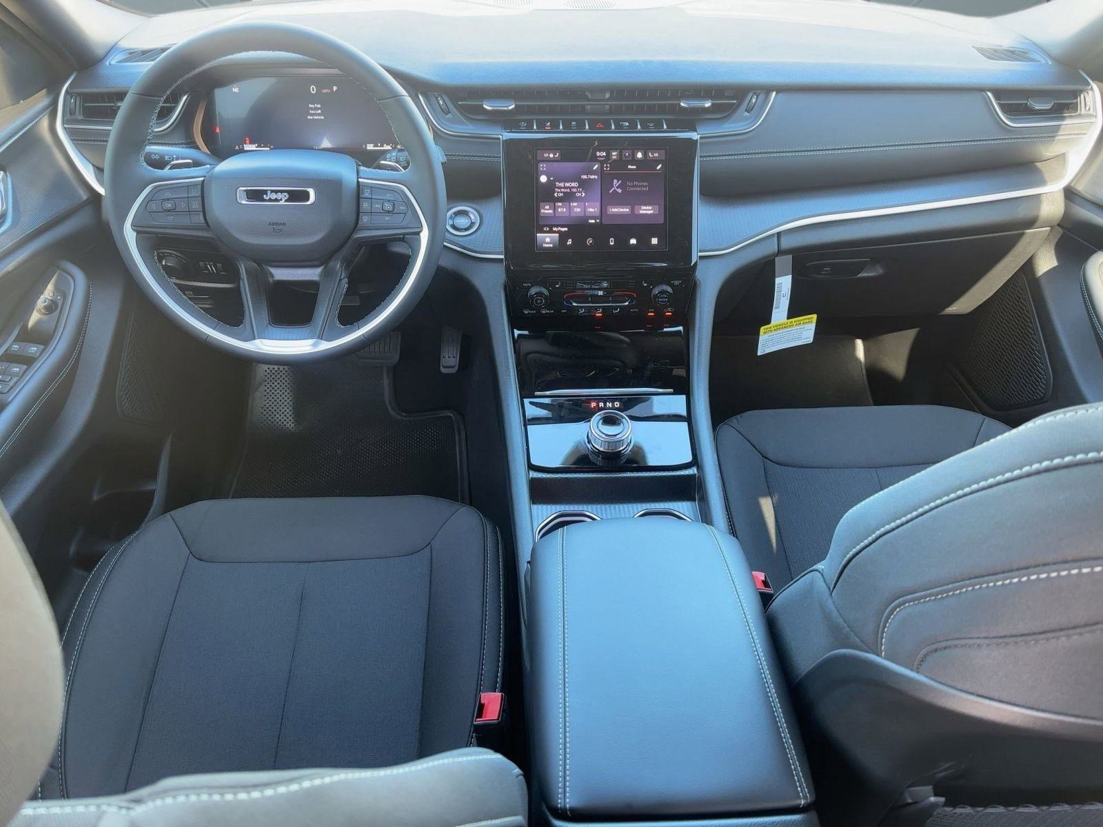 2026 Jeep Grand Cherokee Laredo - Photo 15