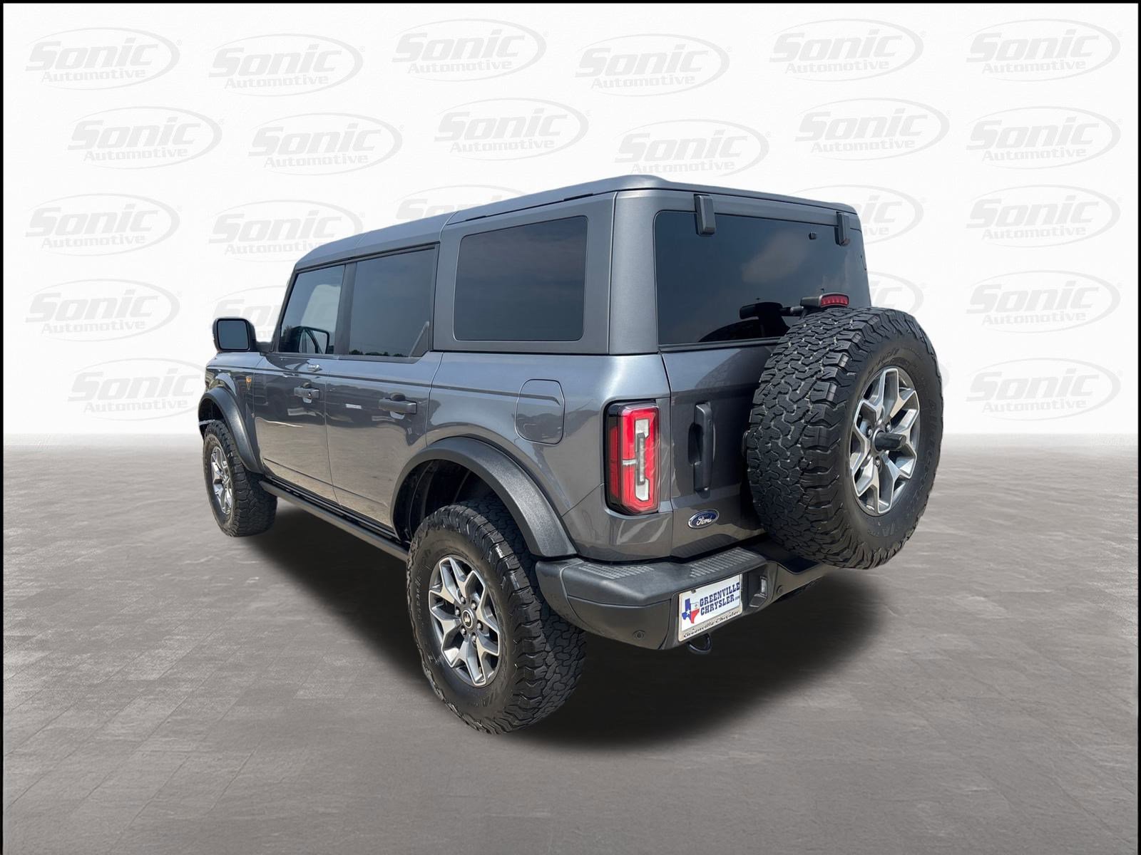 2022 Ford Bronco Badlands photo 3