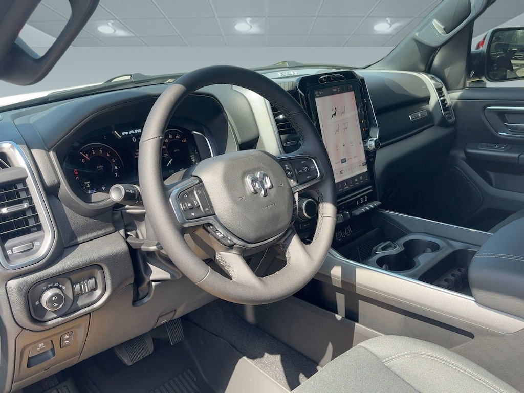 New 2026 Ram 1500 LONE STAR CREW CAB 4X4 5'7 BOX Pickup