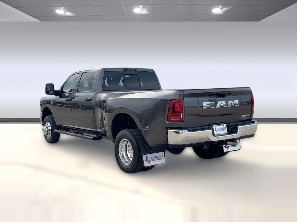 New 2026 Ram 3500 TRADESMAN CREW CAB 4X4 8' BOX Pickup
