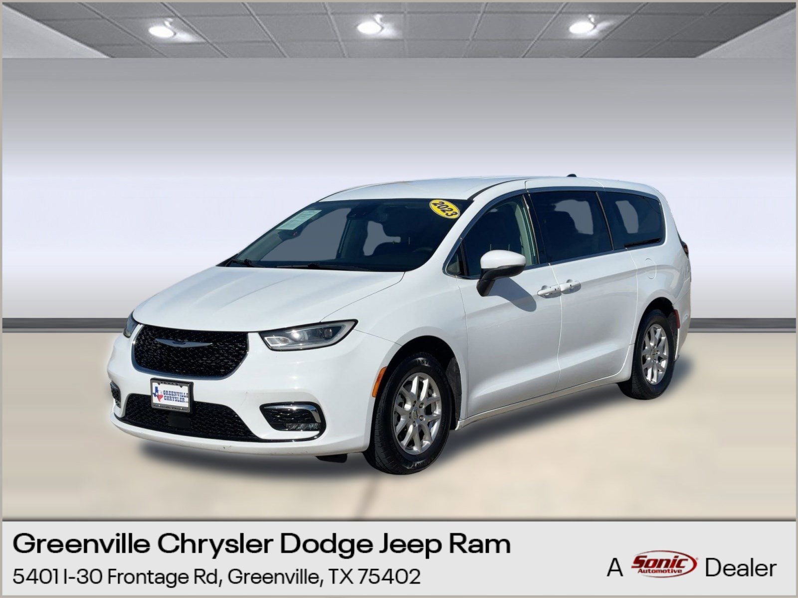 2023 Chrysler Pacifica Touring L