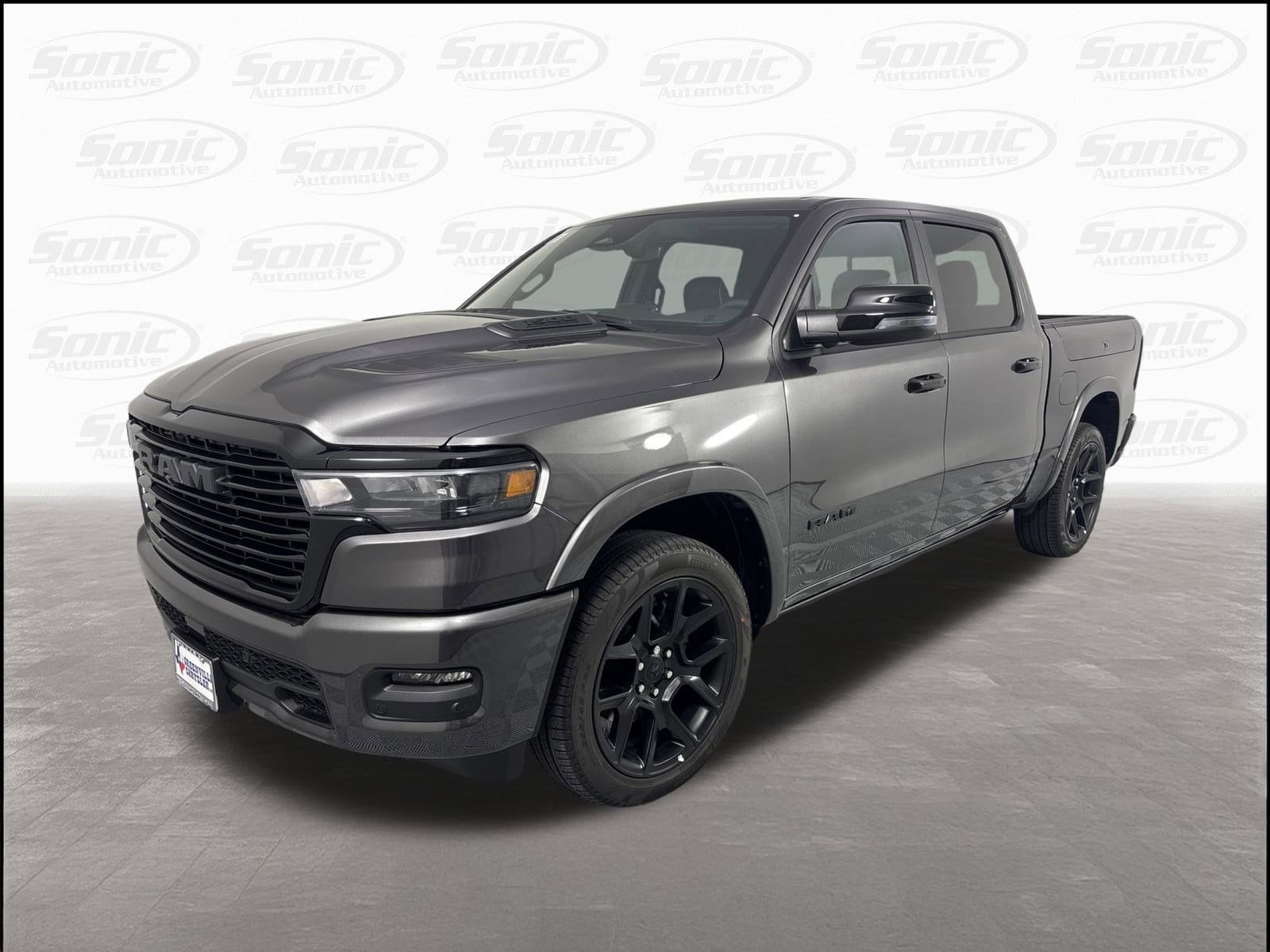 2026 Ram 1500 LARAMIE CREW CAB 4X4 5'7 BOX