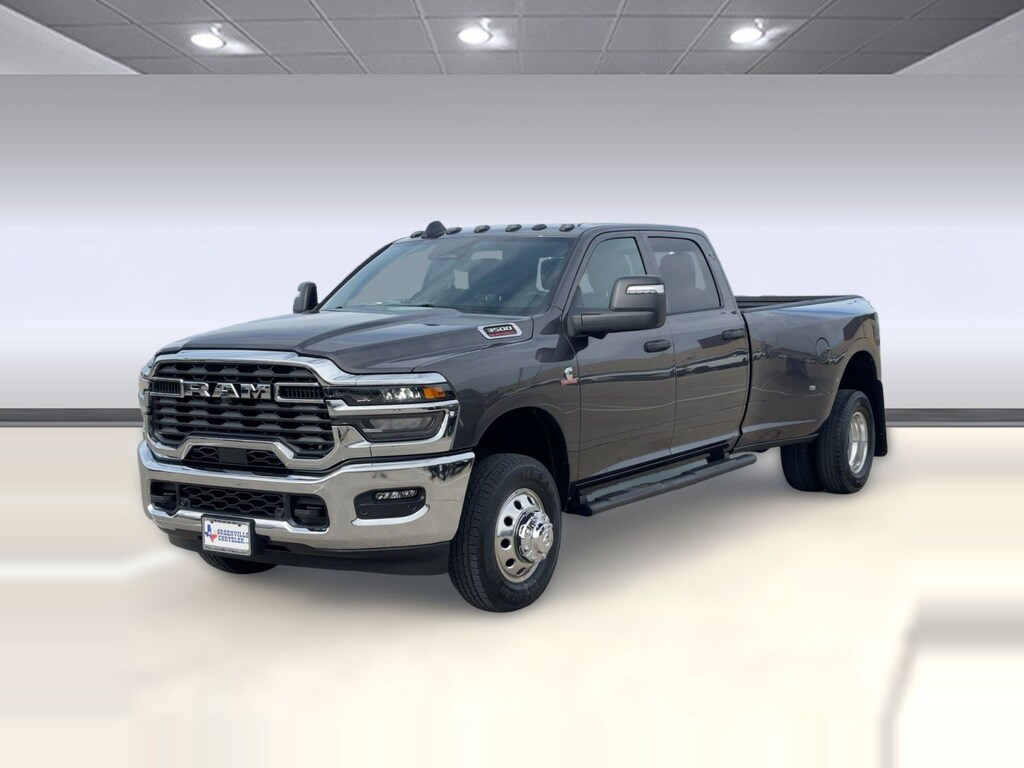 New 2026 Ram 3500 TRADESMAN CREW CAB 4X4 8' BOX Pickup