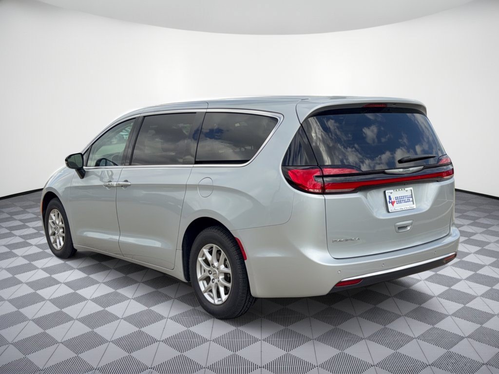 Used 2024 Chrysler Pacifica Touring L Van Passenger Van