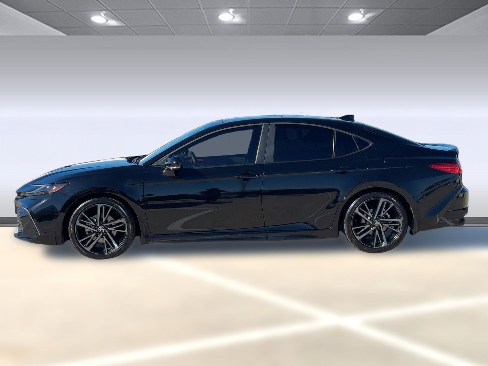 2025 Toyota Camry XSE photo 2