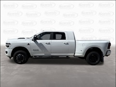 2025 Ram 3500 LARAMIE MEGA CAB 4X4 6'4 BOX Pickup