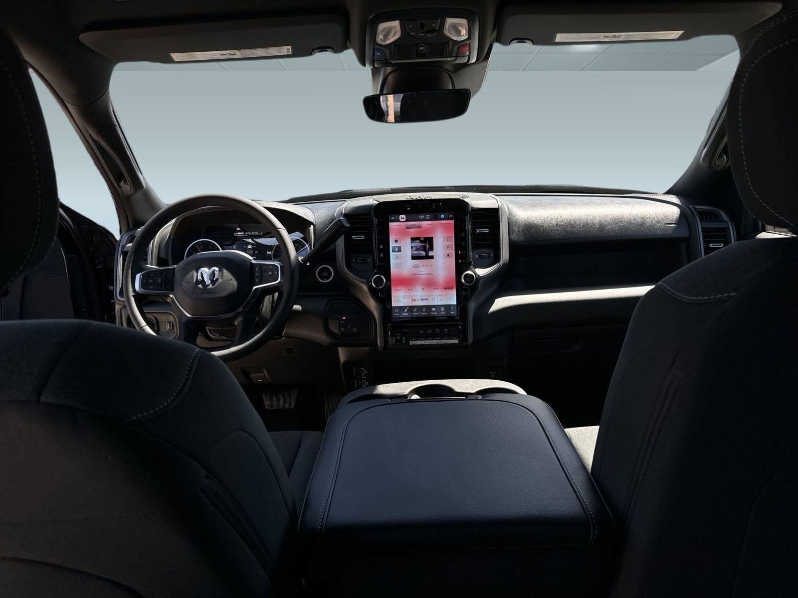 2025 RAM 2500 Tradesman - Photo 13