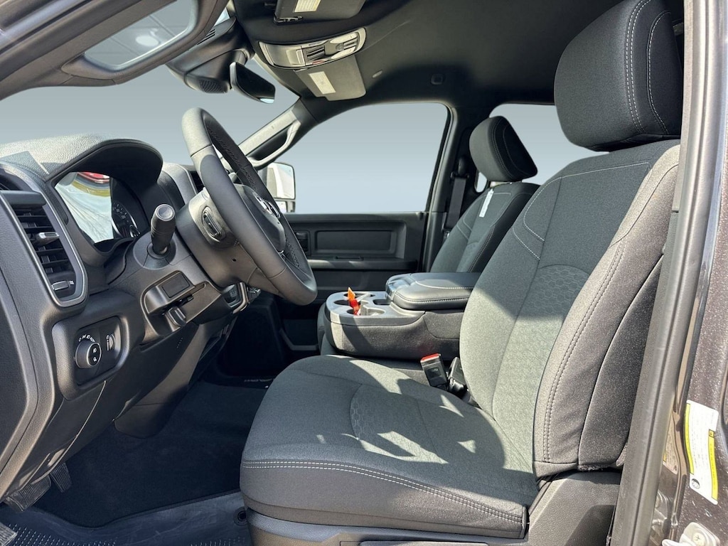 New 2025 Ram 2500 TRADESMAN CREW CAB 4X4 6'4 BOX Pickup