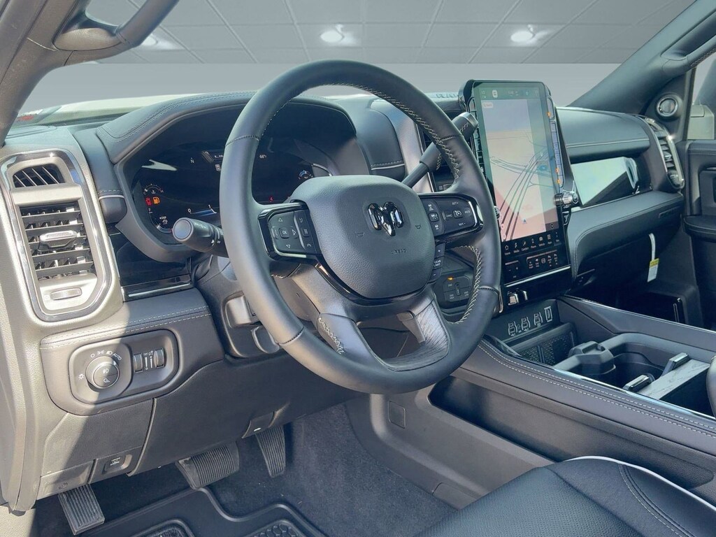 New 2026 Ram 2500 LIMITED CREW CAB 4X4 6'4 BOX Pickup