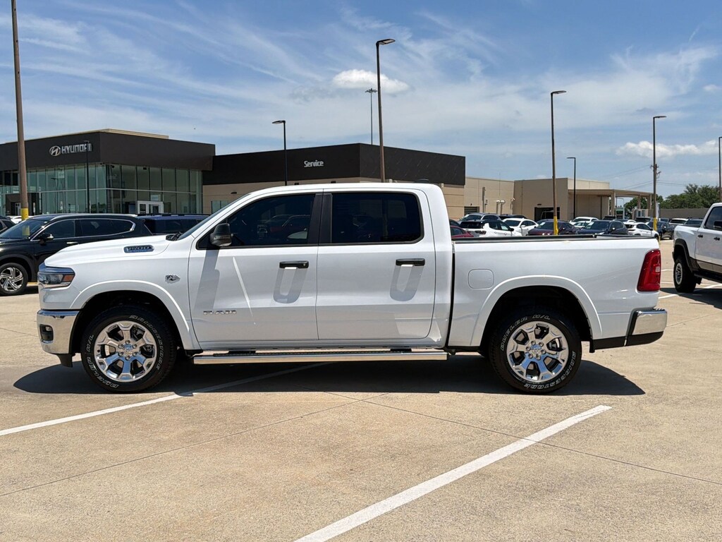 New 2026 Ram 1500 LONE STAR CREW CAB 4X4 5'7 BOX Pickup
