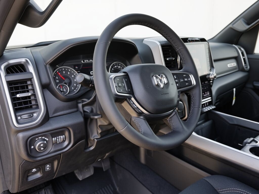 New 2026 Ram 1500 Lone Star Crew Cab 4x4 5'7 Box Pickup