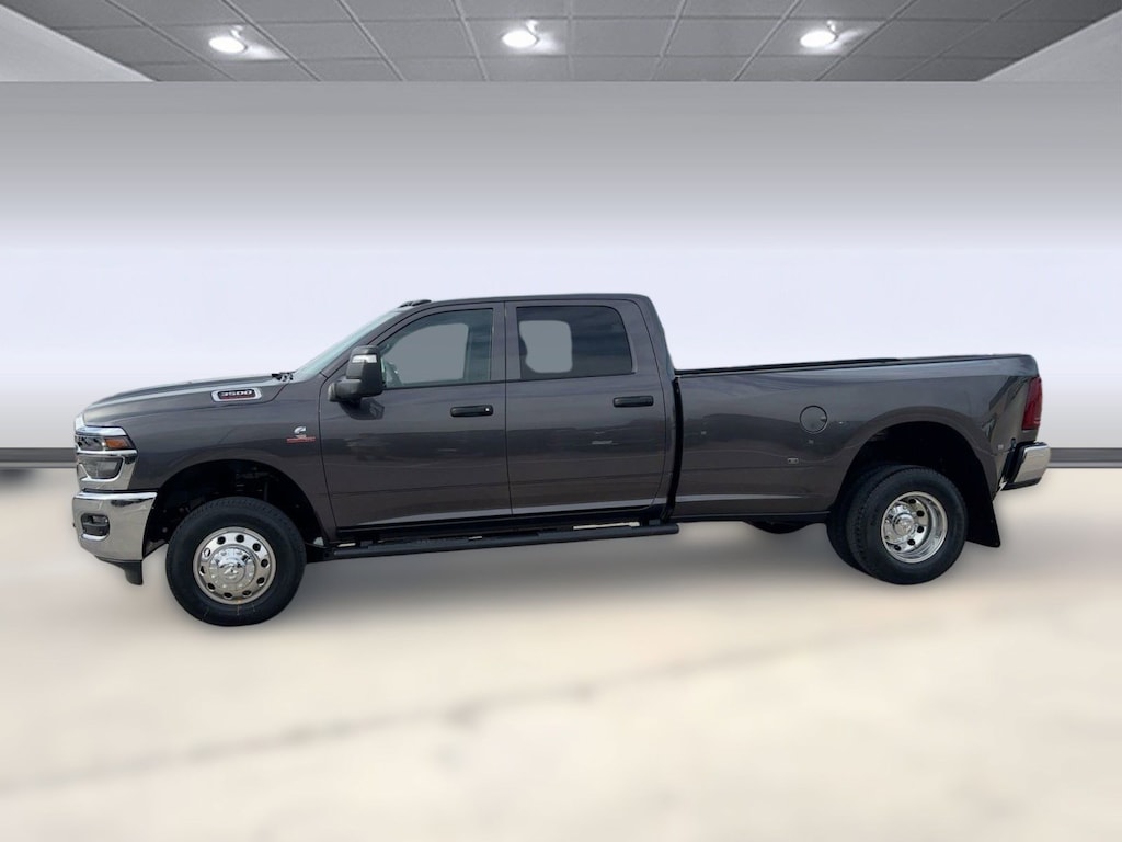 New 2026 Ram 3500 TRADESMAN CREW CAB 4X4 8' BOX Pickup