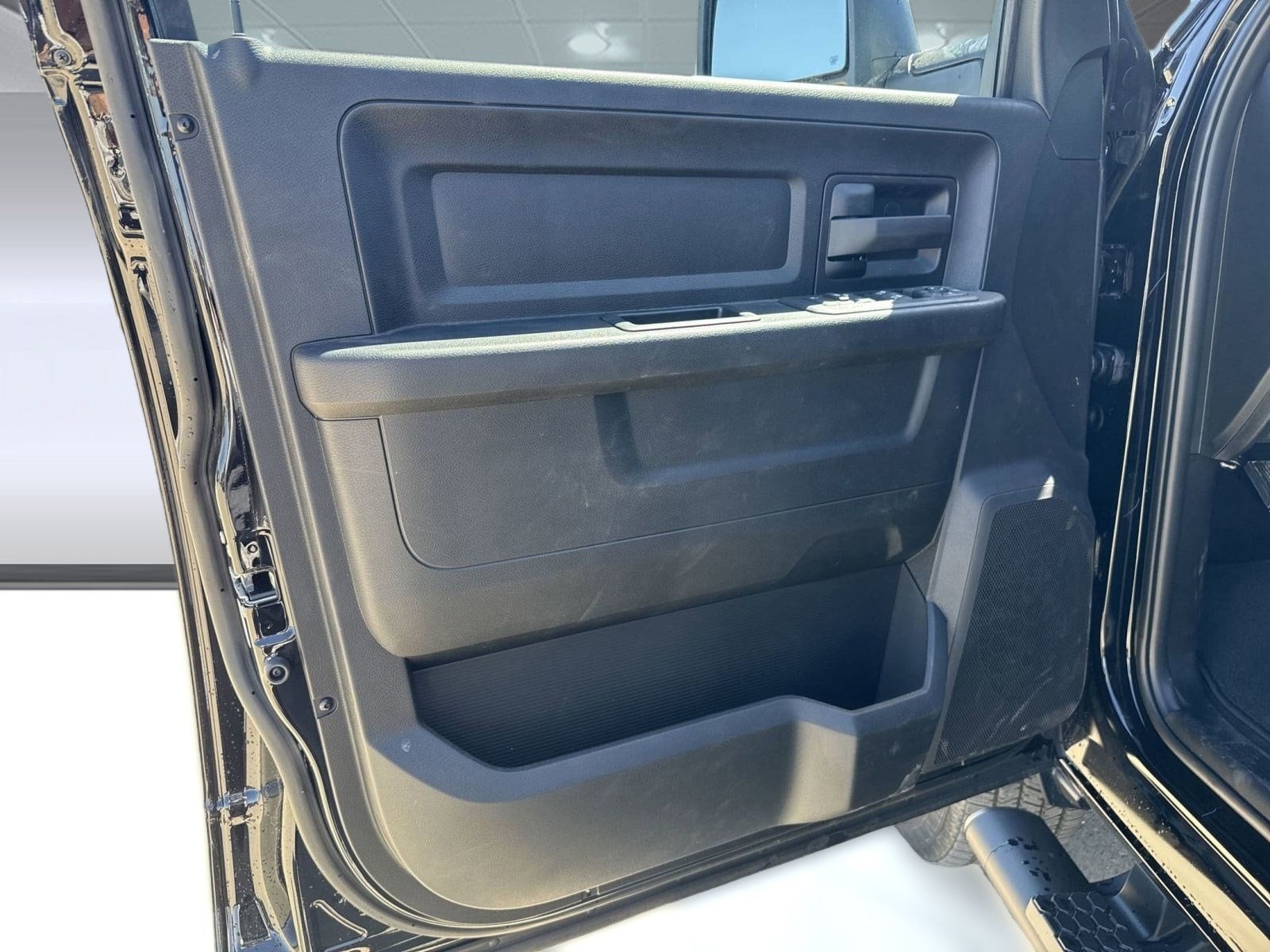 2025 RAM 2500 Tradesman - Photo 19