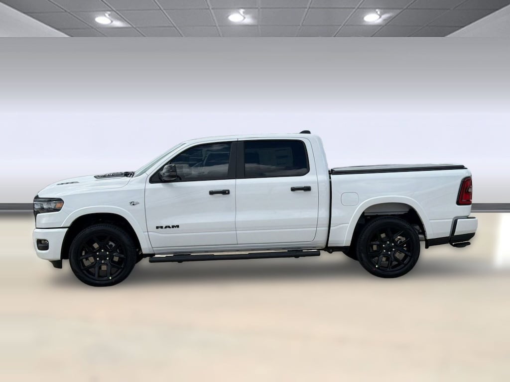 New 2026 Ram 1500 LARAMIE CREW CAB 4X4 5'7 BOX Pickup
