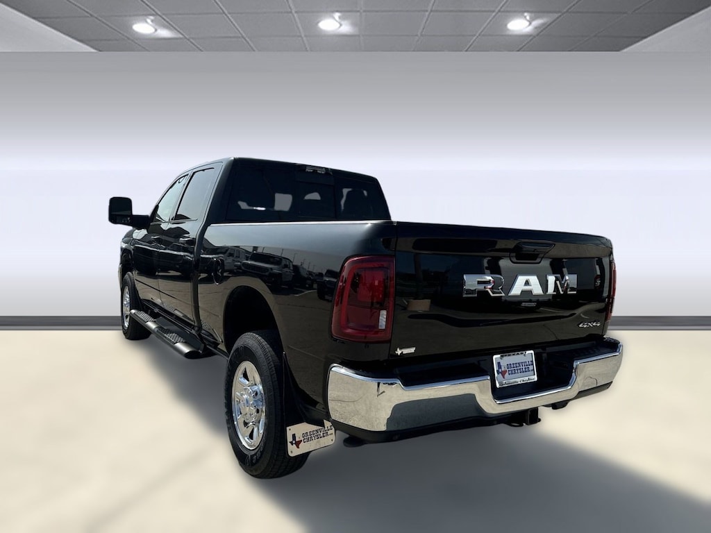 New 2025 Ram 2500 TRADESMAN CREW CAB 4X4 6'4 BOX Pickup