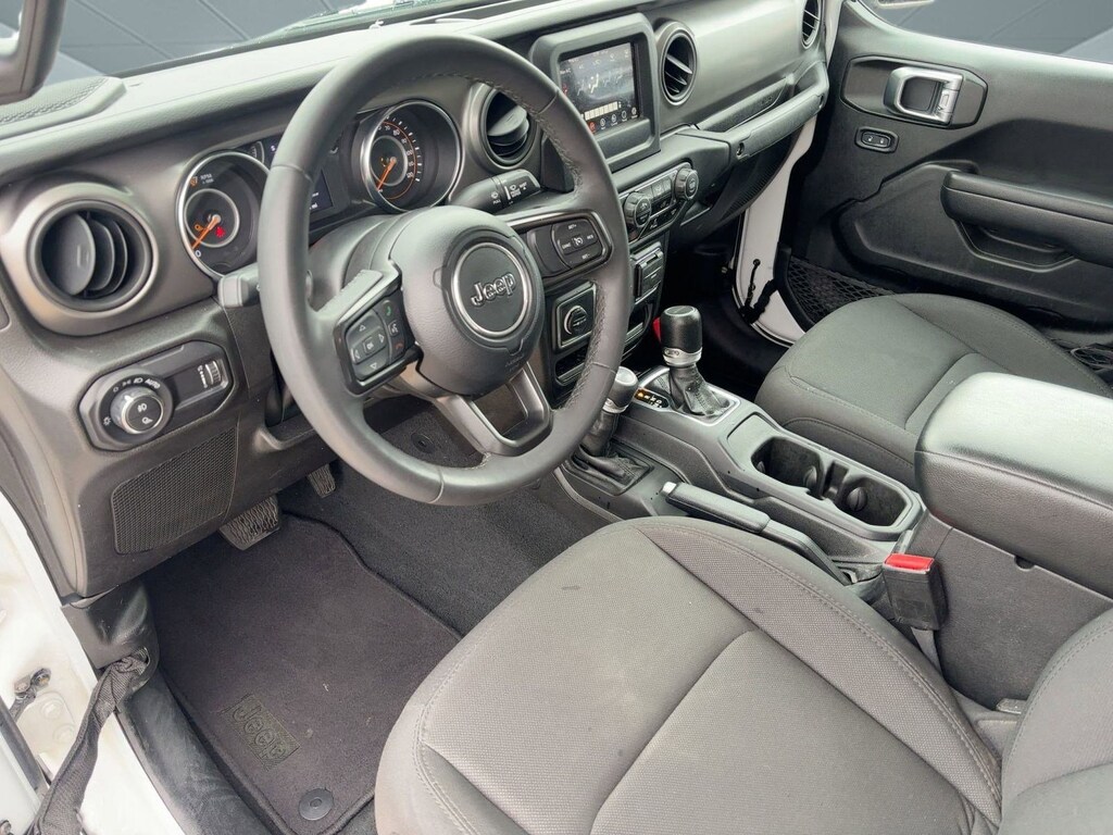 Used 2023 Jeep Gladiator Sport S Truck Crew Cab