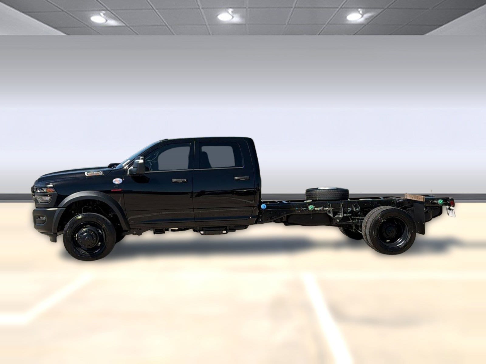 4500 Chassis Cab TRADESMAN CREW 4X4 84' CA Pickup