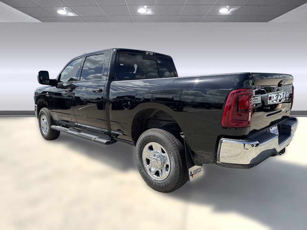 New 2025 Ram 2500 TRADESMAN CREW CAB 4X4 6'4 BOX Pickup