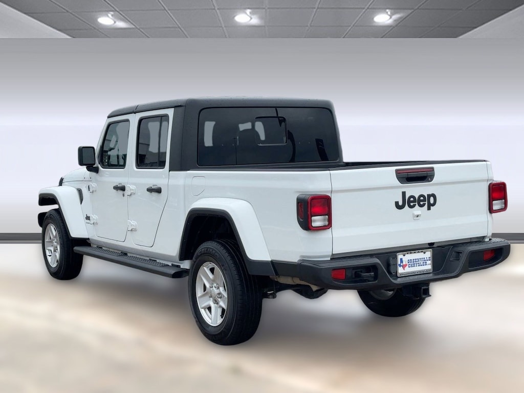 Used 2023 Jeep Gladiator Sport S Truck Crew Cab