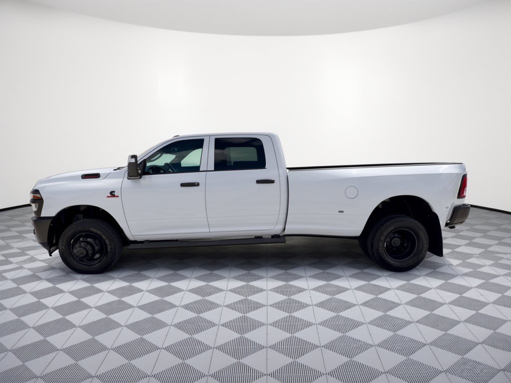 New 2027 Ram 3500 TRADESMAN CREW CAB 4X4 8' BOX Pickup
