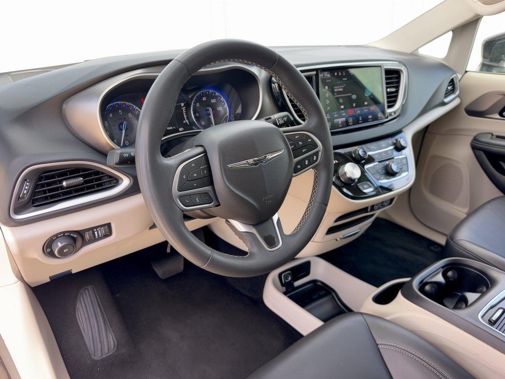 Used 2024 Chrysler Pacifica Touring L Van Passenger Van