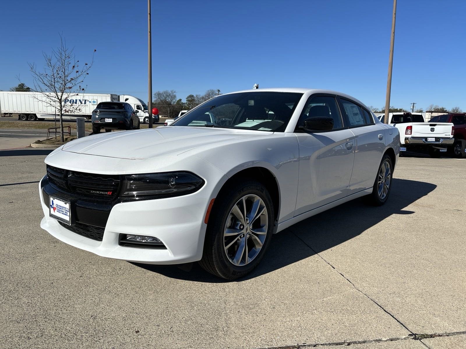 2023 Dodge Charger SXT AWD photo 3