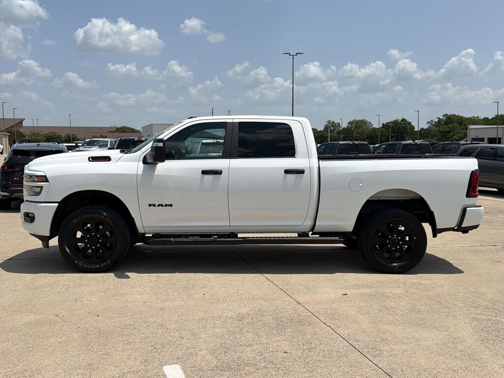 New 2026 Ram 2500 LARAMIE CREW CAB 4X4 6'4 BOX Pickup