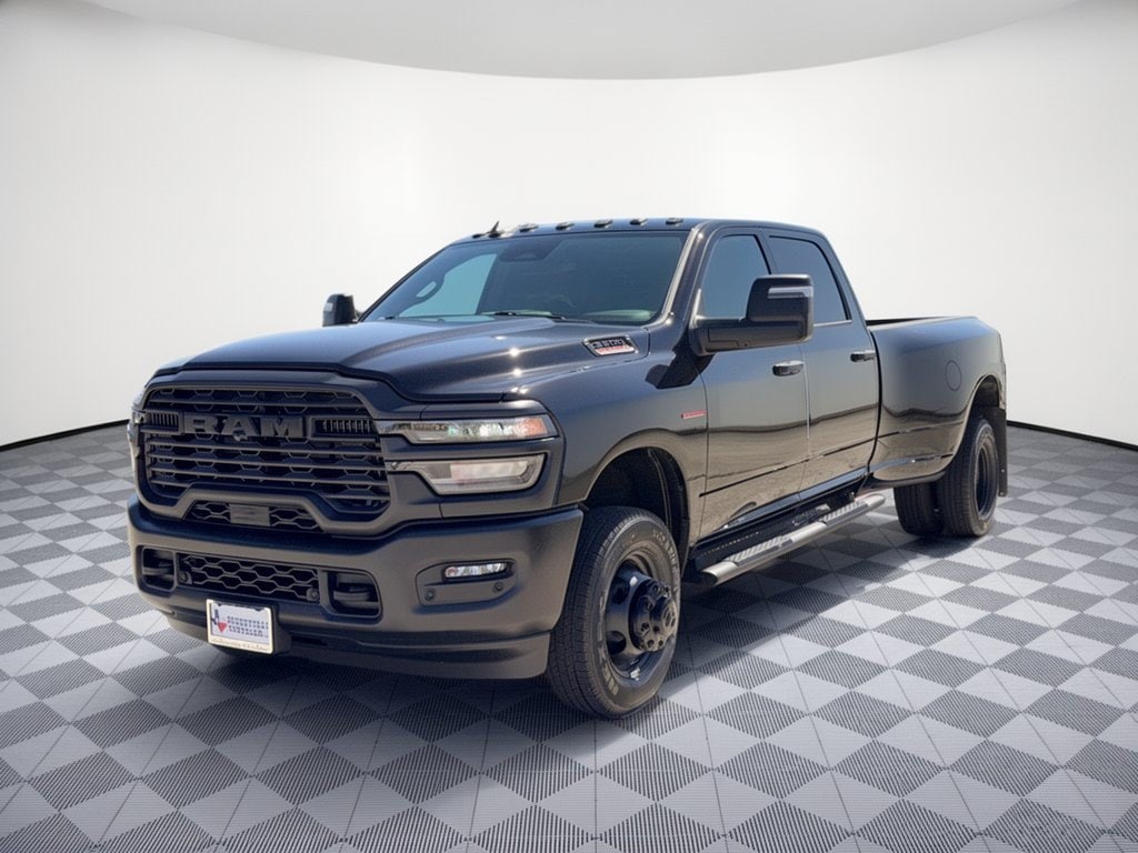 2027 Ram 3500 TRADESMAN CREW CAB 4X4 8' BOX Pickup 2027 Ram 3500 TRADESMAN CREW CAB 4X4 8' BOX Pickup