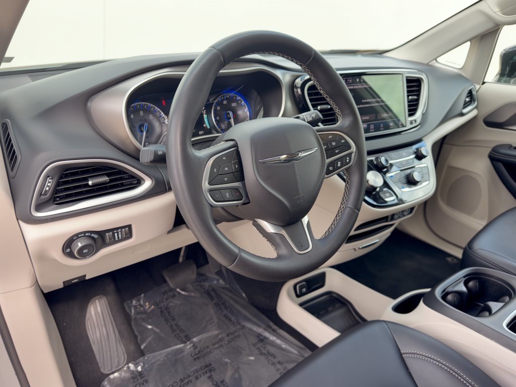 Used 2024 Chrysler Pacifica Touring L Van Passenger Van