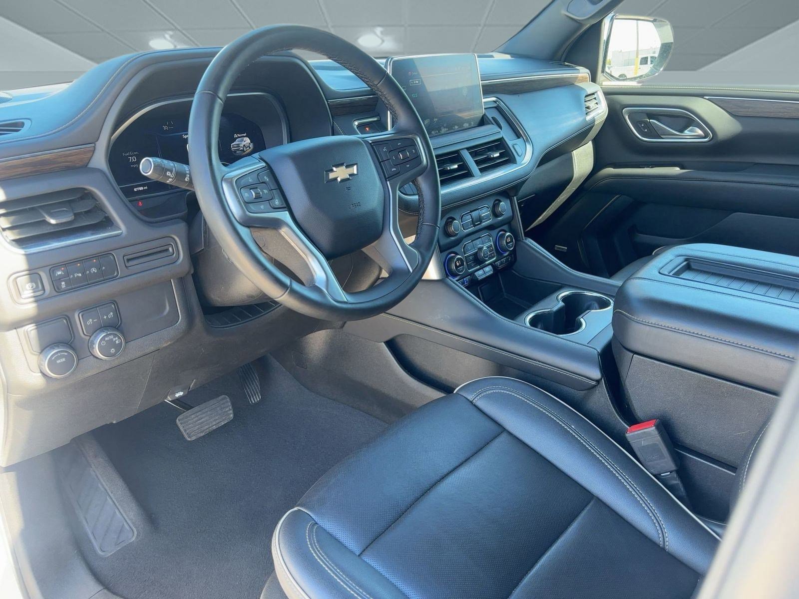 2023 Chevrolet Suburban Premier photo 4