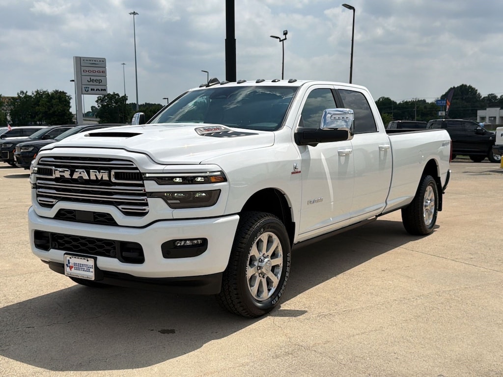 New 2026 Ram 3500 LARAMIE CREW CAB 4X4 8' BOX Pickup