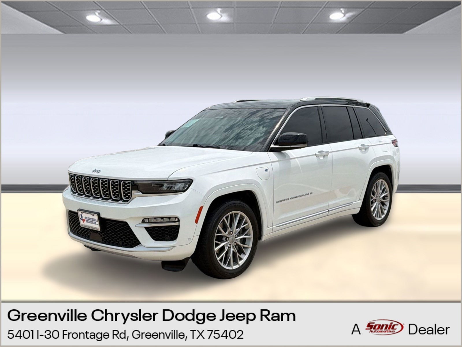 2022 Jeep Grand Cherokee Summit Reserve 4xe 4x4's photo