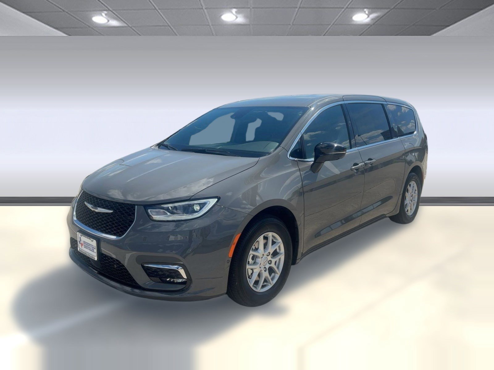 2025 Chrysler Pacifica Select's photo