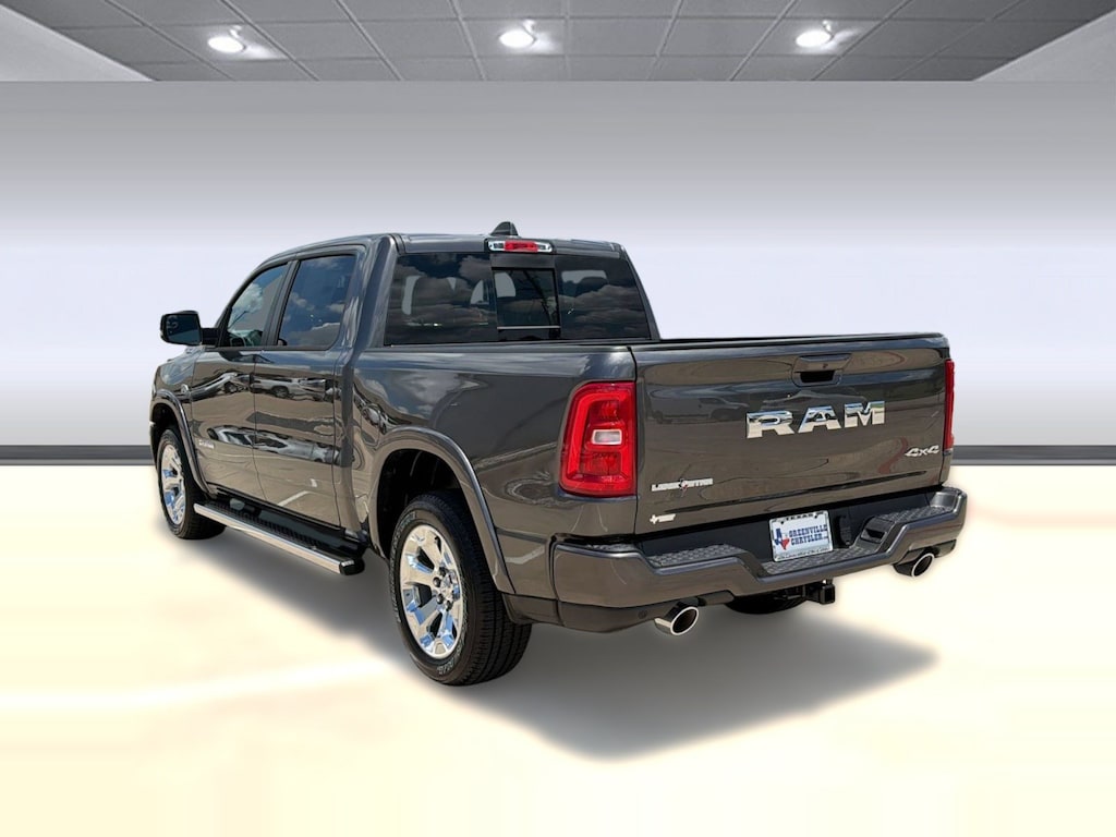 New 2026 Ram 1500 LONE STAR CREW CAB 4X4 5'7 BOX Pickup