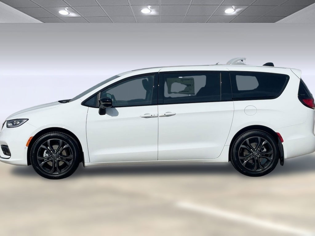New 2026 Chrysler Pacifica SELECT Passenger Van