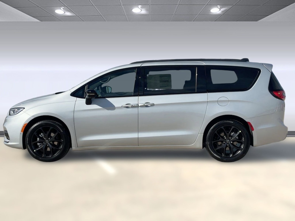 New 2026 Chrysler Pacifica SELECT Passenger Van